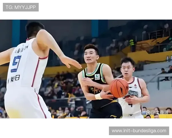 广厦强化三分训练，应对上海联防策略